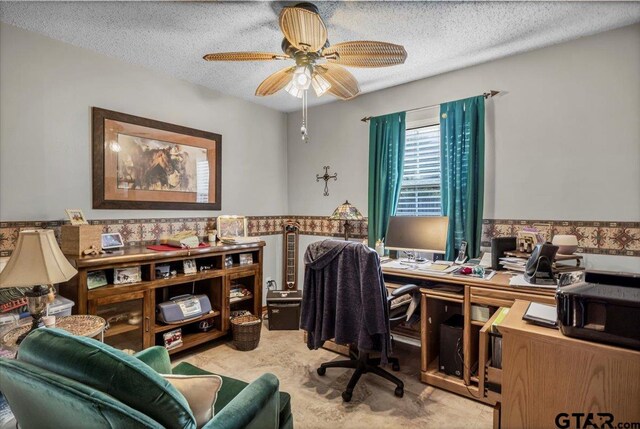 5626 Meadowdale Rd, Flint, TX 75762 - carpeted office with a textured ceiling and ceiling fan