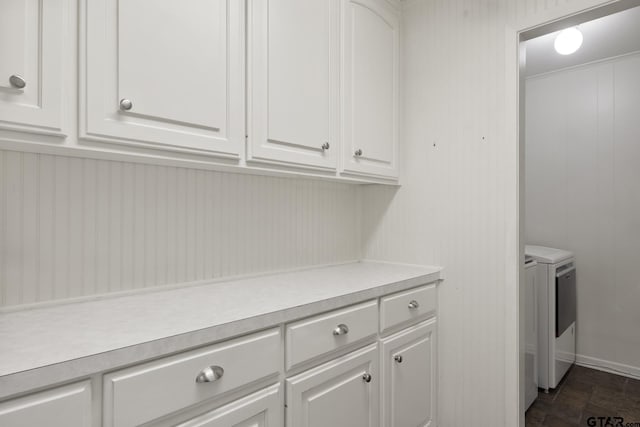 909 Elizabeth St, Gilmer, TX 75644 - laundry area with washer and dryer