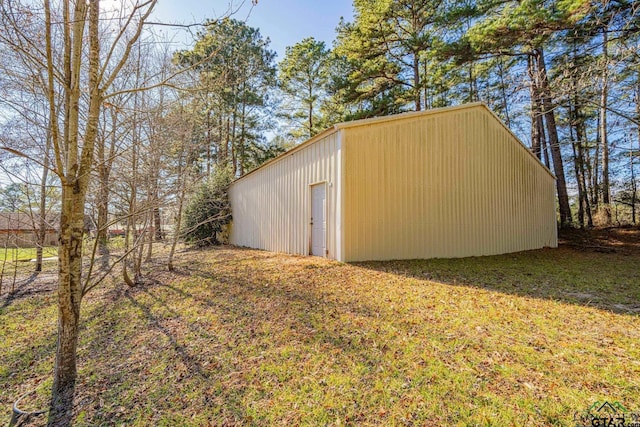 view of outbuilding