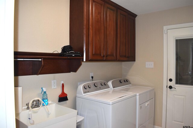 17387 Cherokee Trl, Flint, TX 75762 - washroom featuring independent washer and dryer and cabinet space