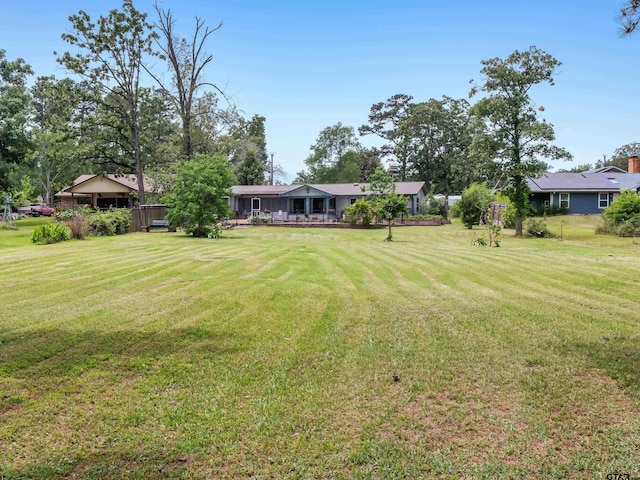 1915 Big Eddy Cir, Chandler, TX 75758 - view of grassy yard