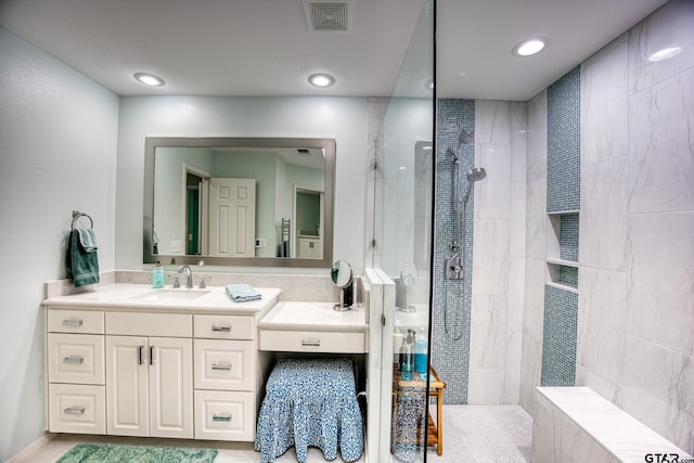 17553 Sleepy Hollow Way, Flint, TX 75762 - full bath featuring a walk in shower and vanity