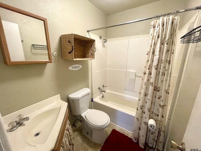 129 An County Rd 302, Frankston, TX 75763 - full bath featuring a sink, toilet, shower / tub combo with curtain, and tile patterned flooring