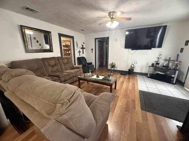 909 W Arizona St, Mount Pleasant, TX 75455 - photo 3