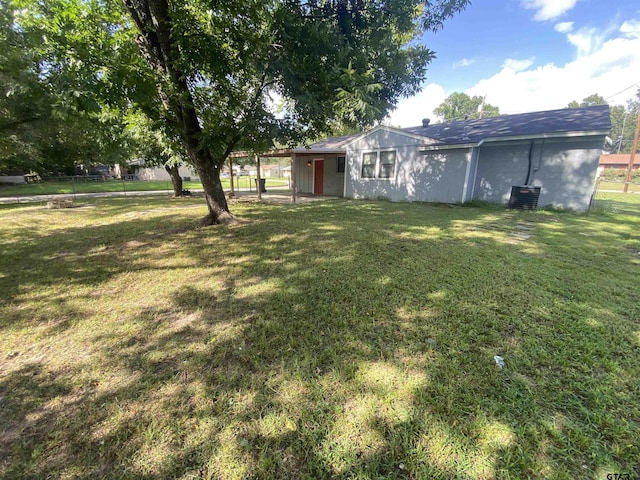 3903 Appletree Ln, Tyler, TX 75701 - view of yard