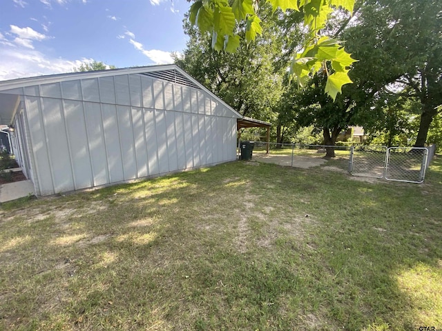 3903 Appletree Ln, Tyler, TX 75701 - view of yard with a carport