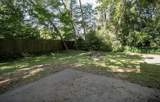 16530 Echo Glen Dr, Tyler, TX 75703 - view of yard featuring a patio area