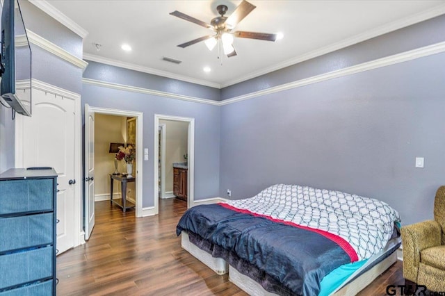 bedroom featuring visible vents, ornamental molding, wood finished floors, recessed lighting, and baseboards