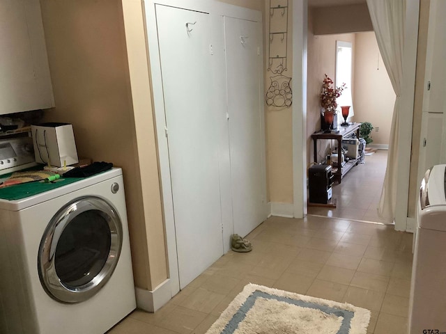 laundry room featuring washer / clothes dryer