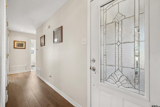 1039 Fm 2909, Canton, TX 75103 - foyer featuring wood finished floors and baseboards