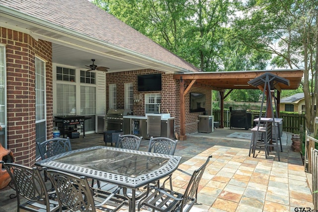 1807 Mill Creek Rd, Canton, TX 75103 - view of patio with outdoor dining space, ceiling fan, and grilling area