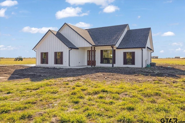 modern farmhouse featuring a rural view and central AC