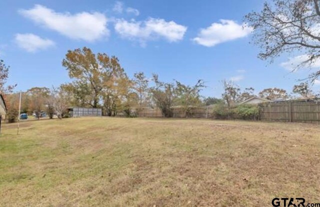105 Alberta Ave, Henderson, TX 75654 - photo 33