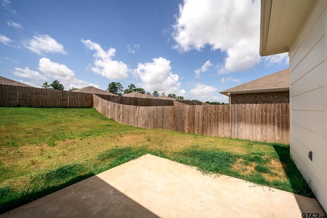 1439 Monterey Dr, Longview, TX 75601 - fenced backyard featuring a patio area