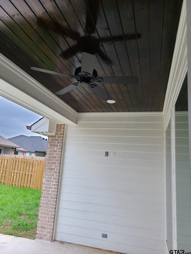 garage with ceiling fan