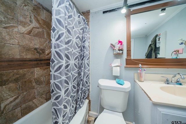 full bath featuring shower / bath combination with curtain, crown molding, vanity, and toilet