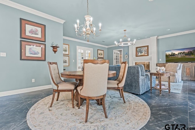 dining area featuring crown molding and a notable chandelier