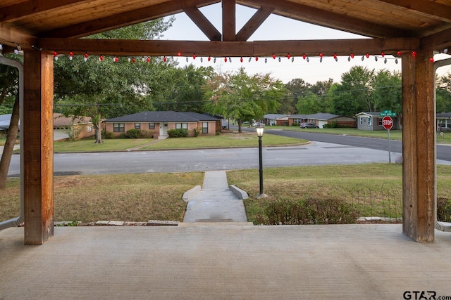 1400 Santa Rosa, Tyler, TX 75701 - view of green lawn