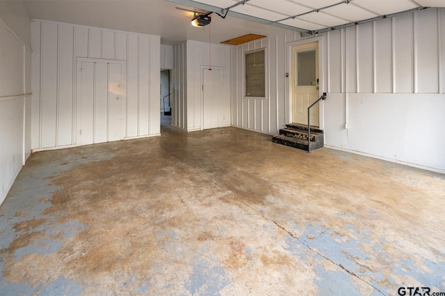 1400 Santa Rosa, Tyler, TX 75701 - garage featuring a garage door opener