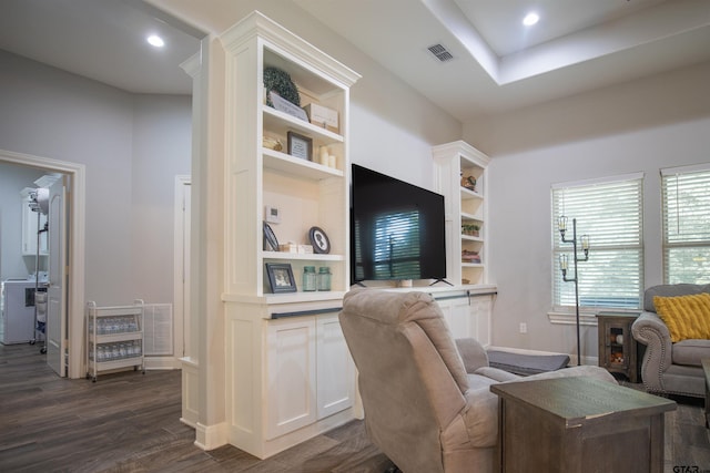 17294 Hidden Valley Ln, Flint, TX 75762 - living area with dark wood-style flooring and recessed lighting
