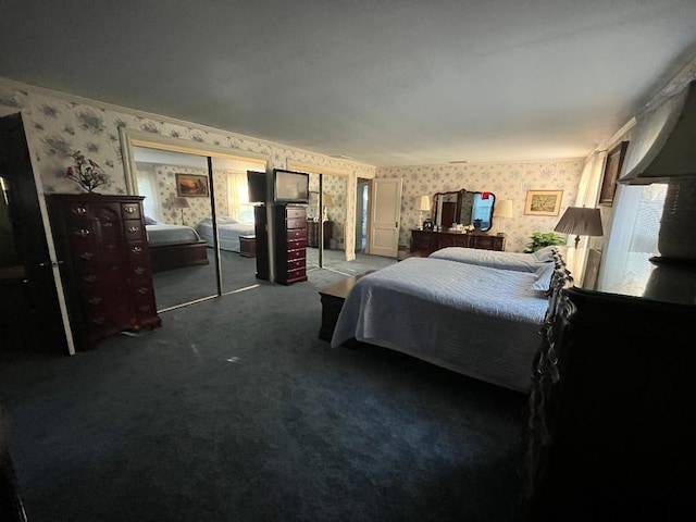 carpeted bedroom featuring a closet