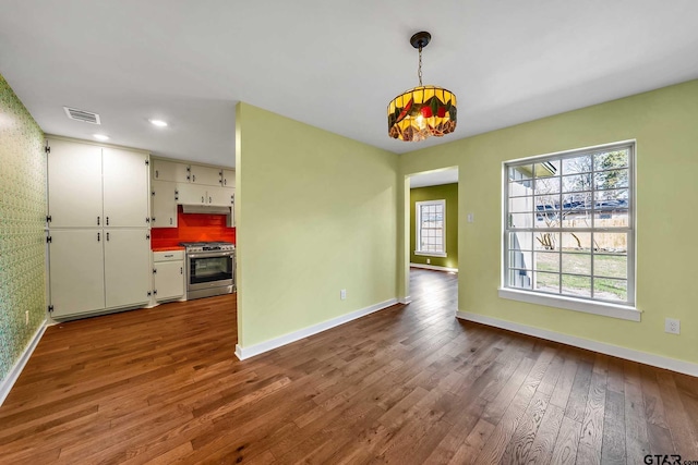 interior space with hardwood / wood-style floors