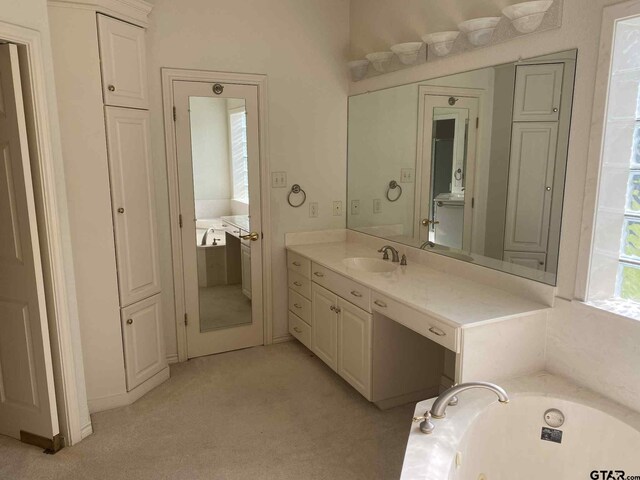 5304 Cedar Creek Dr, Kemp, TX 75143 - full bath featuring vanity and a whirlpool tub