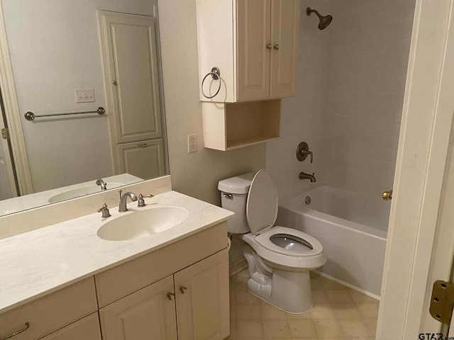 5304 Cedar Creek Dr, Kemp, TX 75143 - bathroom featuring vanity and shower / bath combination