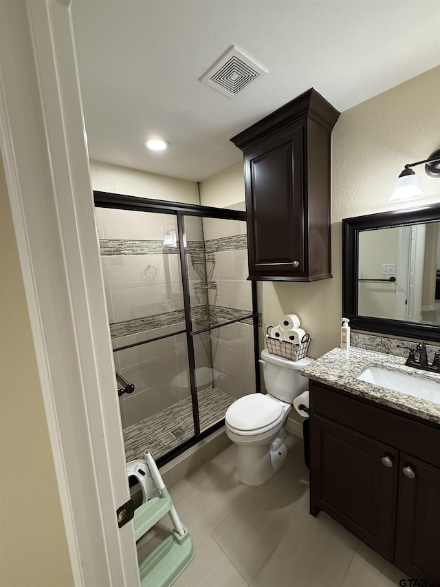 402 E Mims St, Tyler, TX 75702 - full bath featuring a shower stall and vanity
