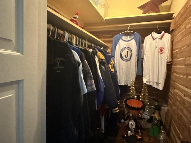 1248 Canada St, Jacksonville, TX 75766 - view of spacious closet