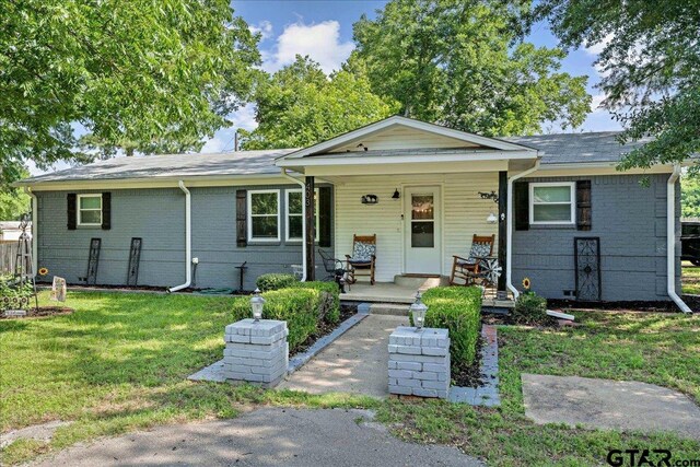 403 Kennedy St, Lindale, TX 75771 - photo 1