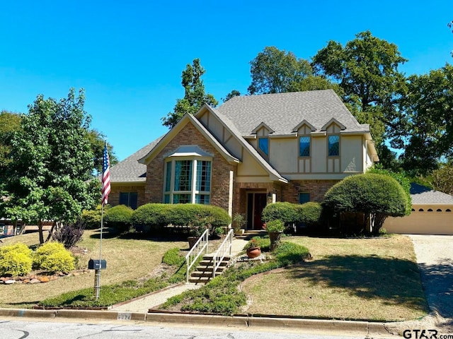 view of front of house with a front yard