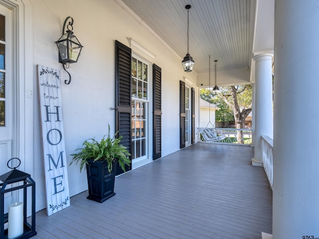 view of patio / terrace with covered porch