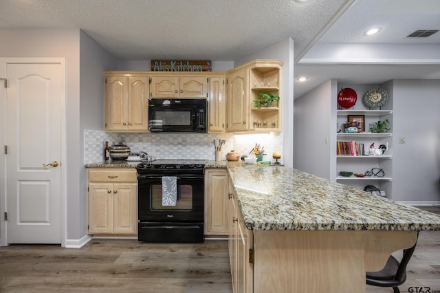 271 Greenbriar Trl, Holly Lake Ranch, TX 75765 - photo 4