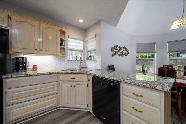 271 Greenbriar Trl, Holly Lake Ranch, TX 75765 - photo 6