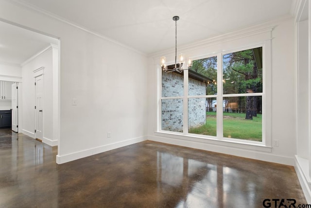 unfurnished dining area with plenty of natural light, crown molding, and an inviting chandelier