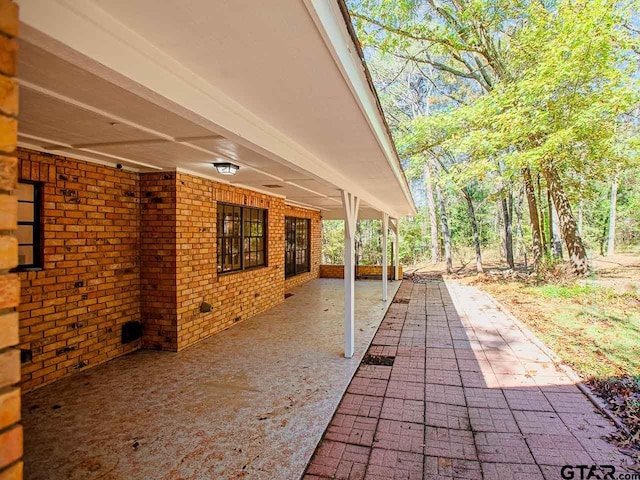 3020 Great Oaks Cir, Tyler, TX 75703 - view of patio / terrace