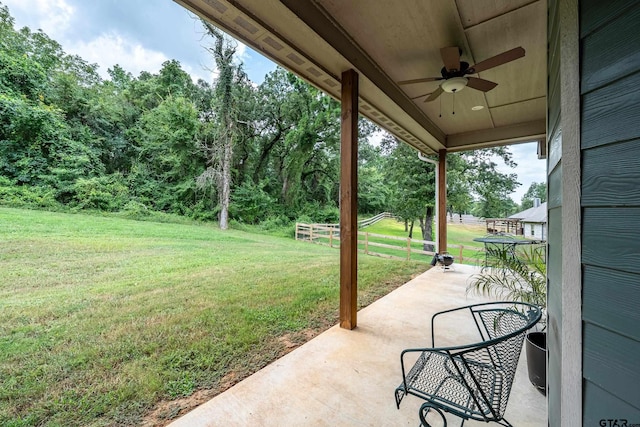 20851 Lakeview Dr, Flint, TX 75762 - view of patio featuring ceiling fan