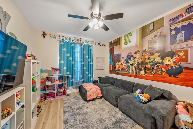 213 Serenity Dr, Bullard, TX 75757 - living area with wood finished floors and ceiling fan