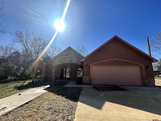 view of front of house with a garage