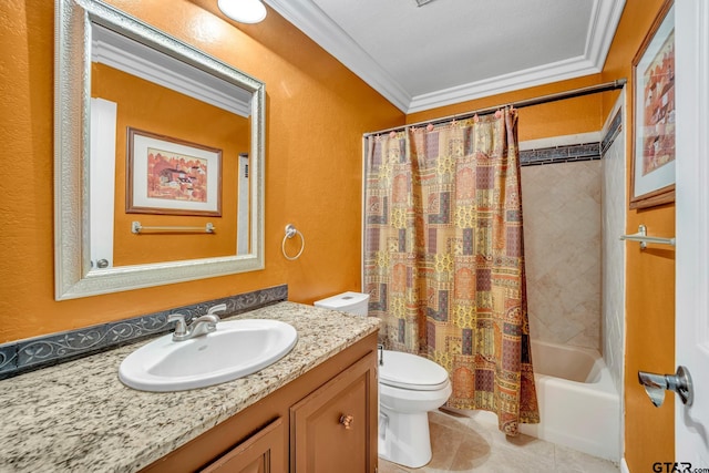 386 Fm 1711, Jacksonville, TX 75766 - full bath featuring shower / tub combo, toilet, a textured wall, crown molding, and vanity