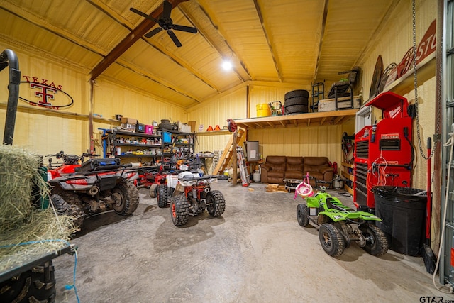 garage featuring ceiling fan