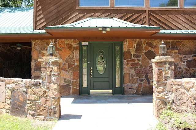 view of property entrance