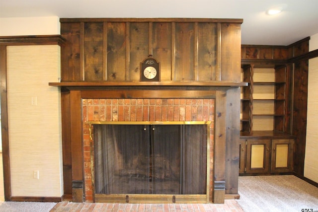 2115 Heather Ln, Tyler, TX 75703 - detailed view of baseboards and carpet flooring