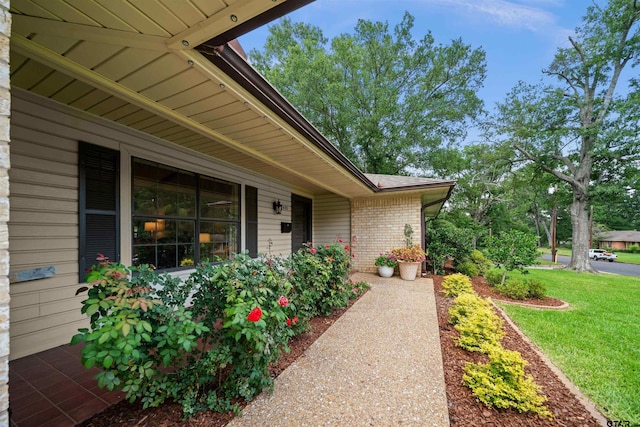 1430 Wavely St, Tyler, TX 75701 - entrance to property with a yard
