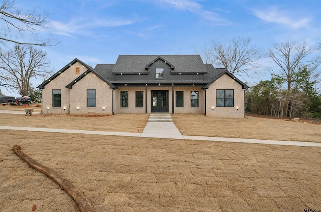 view of front of house with a front yard