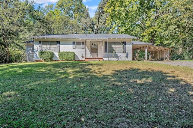 single story home with a front lawn