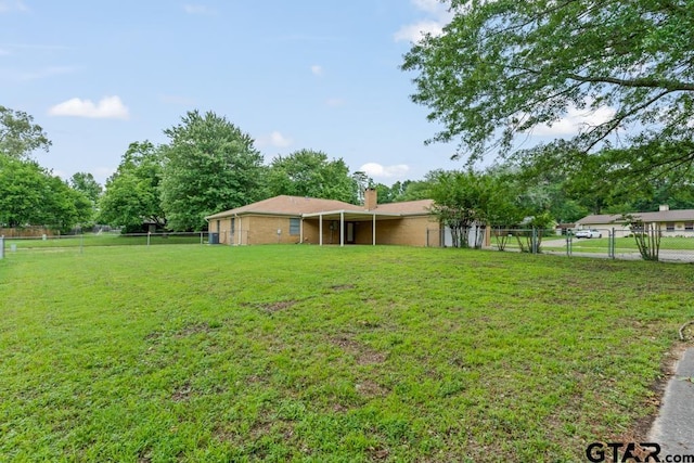 901 Dogwood St, Gilmer, TX 75644 - view of yard