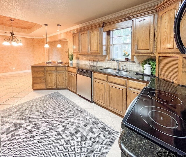 kitchen with sink, an inviting chandelier, black range with electric cooktop, pendant lighting, and dishwasher