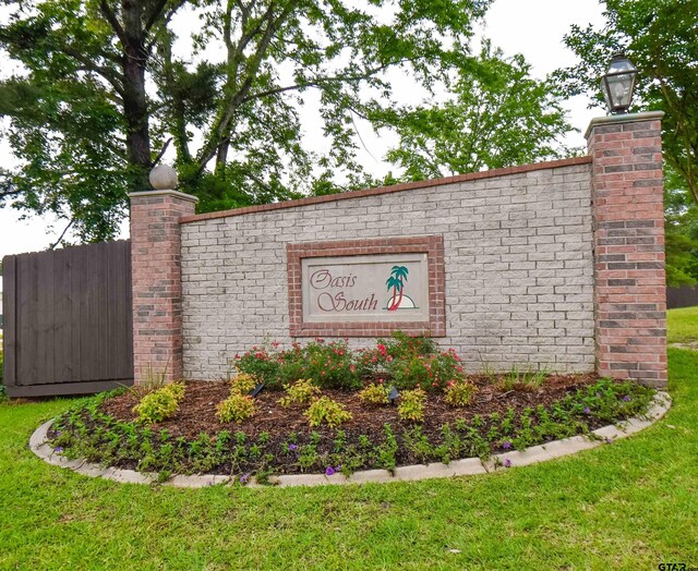 2222 Rana Park, Flint, TX 75762 - community sign with a lawn